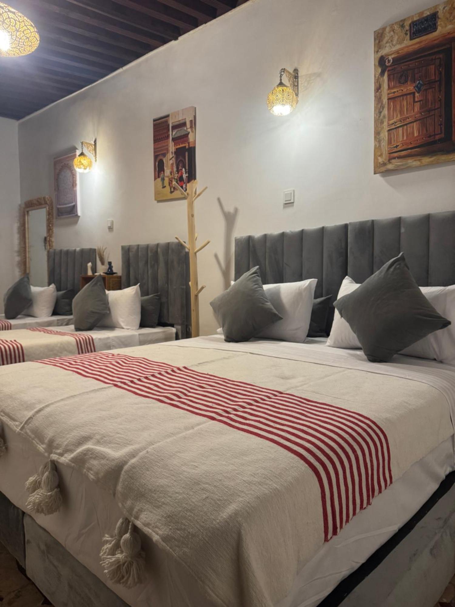 Dar Shauala Hotel Fez Buitenkant foto